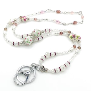 Pastel Pink Beaded Breakaway Lanyard, ID Lanyard Badge Holder, Badge Necklace Lanyard, Nurse Lanyard, Teacher Lanyard, Beaded Badge Necklace