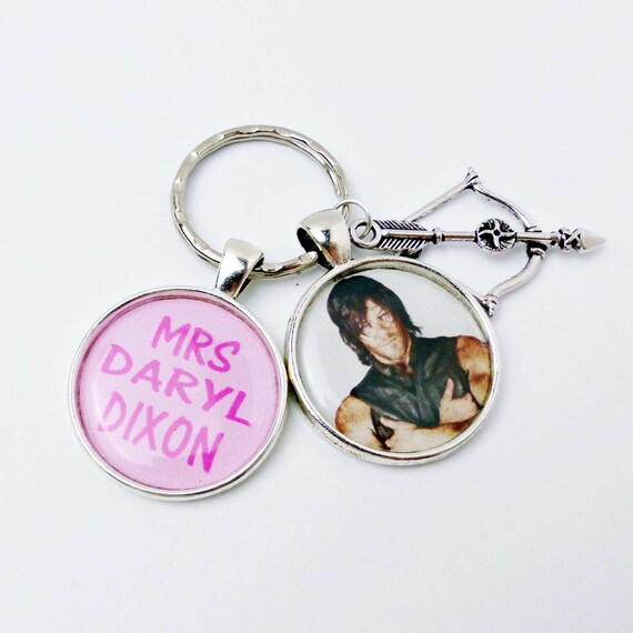 daryl dixon keychain
