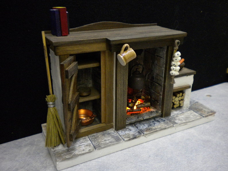 dollhouse fireplace light