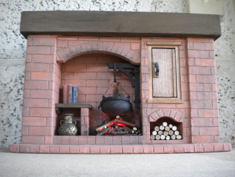 Dolls House Miniature Fireplace 1:12 Scale Colonial, Tudor, Medieval, Cooking, Historical. One Inch Fireplace image 7