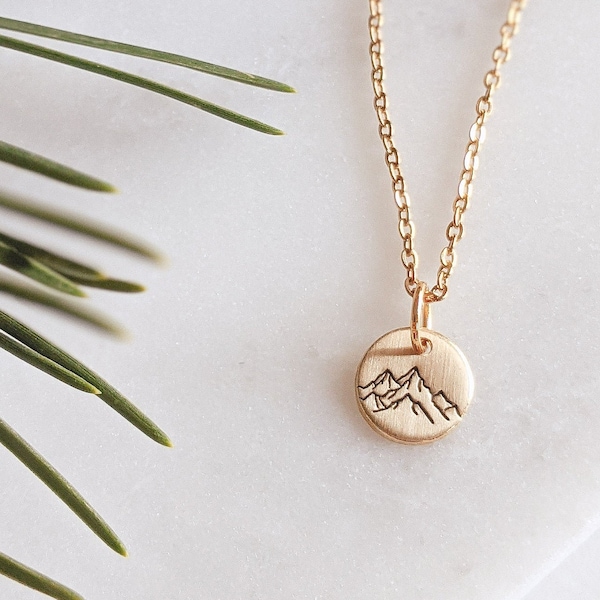 Mountain Disc Necklace in 14k Gold Filled or Sterling Silver, Small Mountain Outdoorsy Gift for Her, Wedding Jewelry, Mom, Mothers Day Gift