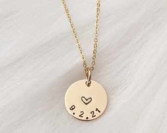 Personalized Date Disc Necklace, 14k Gold Filled, Sterling Silver, Custom Heart Necklace, Anniversary Date, Wedding Date, Mothers Day