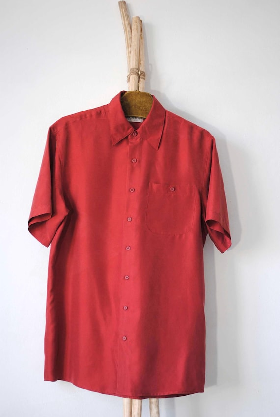 Vintage Men Red Oxford Short Sleeve Silk Shirt Size Small