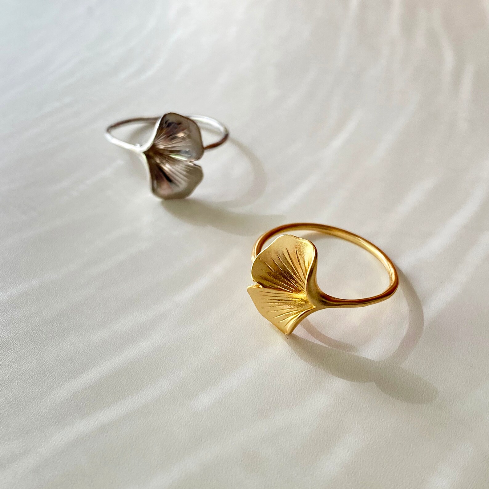 Ginkgo Leaf 18K Gold Ring Etsy