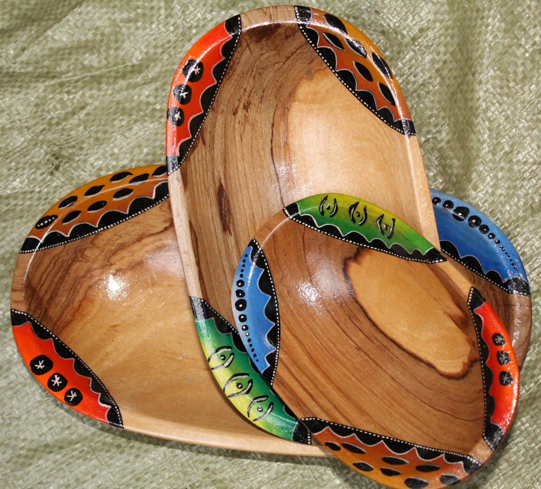Set of THREE 3 Painted Decorative Olivewood Salad Bowls/ Salad Bowls/ Trays & Platters/olive