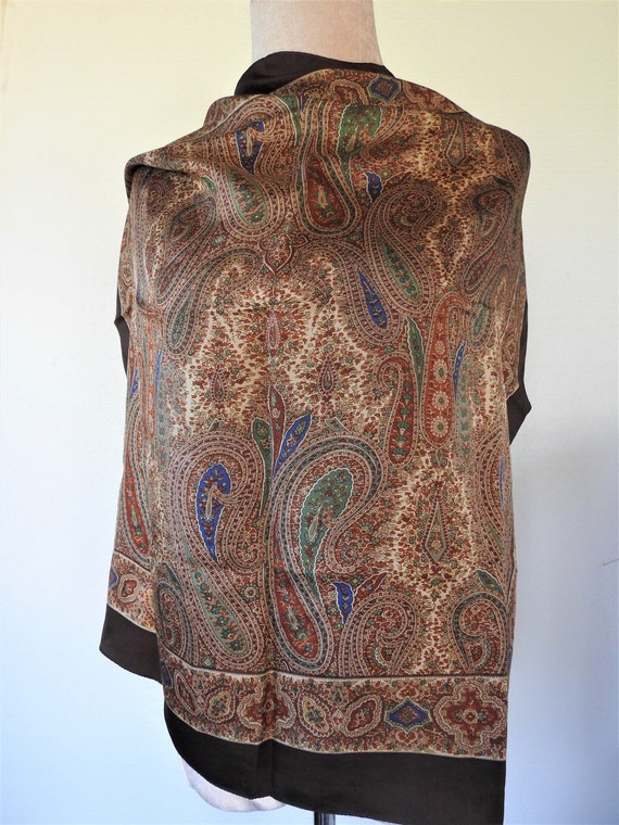 Stunning LIBERTY of LONDON PAISLEY Silk Square Sca