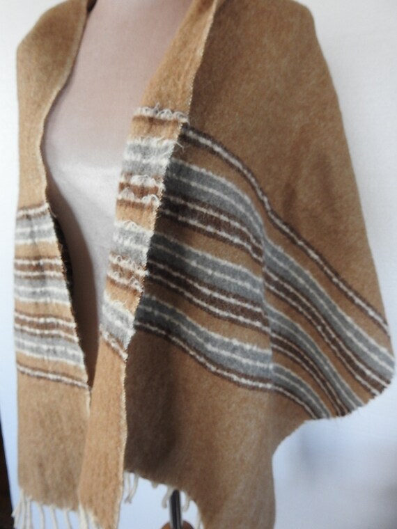 Vtg Large South American Llama Wool Scarf Foulard… - image 2
