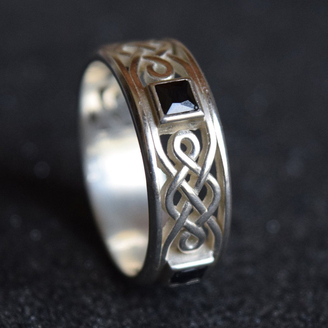 Silver Celtic Ring, Black Onyx Ring, Celtic Wedding Band, Celtic Knot ...