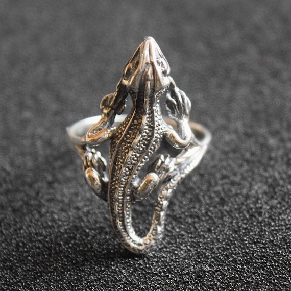 Bearded dragon best sale jewelry