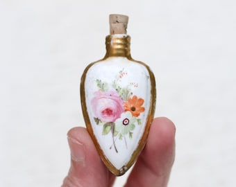 Antique Victorian Porcelain Scent Bottle, Art Nouveau Snuff Bottle Heart Shaped Vial, Hand Painted Flowers, Vintage Handbag Perfume Bottle