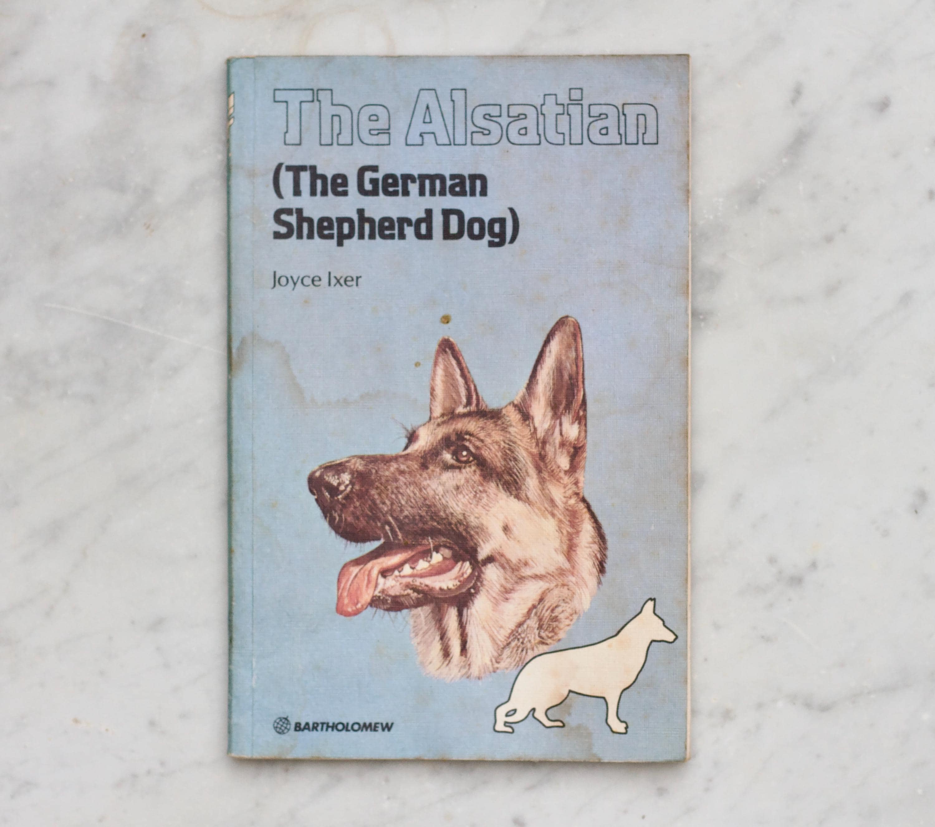Vintage German Shepherd Dog Guide Book – 1977 Illustrated Edition