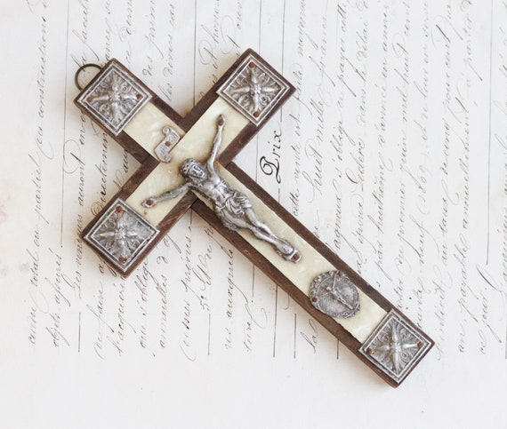 Cross Crucifix Cast Iron Wall Hanging New Vintage Embellishment Home Decor 