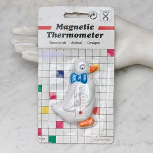 White Duck Shaped Thermometer and Fridge Magnet - Magnetic Thermometer Decorative Animal Designs - NOS - Country Vintage Kitchen Decor