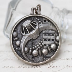 Vintage Nickel Medal Fob – 1995 French Jewellers Souvenir