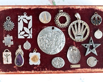 Instant-Sammlung von 18 Medaillons Anhänger Charms - Schmuck-Assemblage-Komponenten