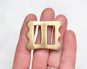 70年代のヴィンテージ丸型真鍮バックル - Etsy 日本