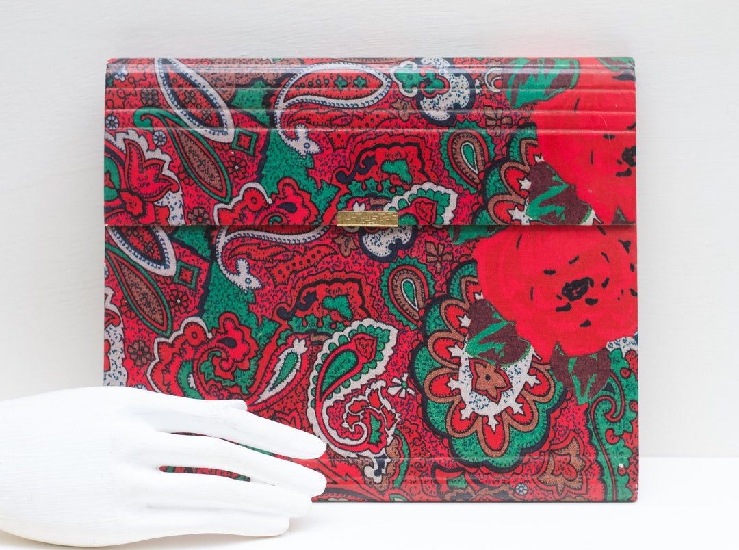 Red Paisley Expandable Folder Organiser 10 Inch Accordion File Wallet