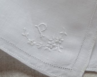 Irish Linen Handkerchief - Vintage unused hand embroidered P monogram