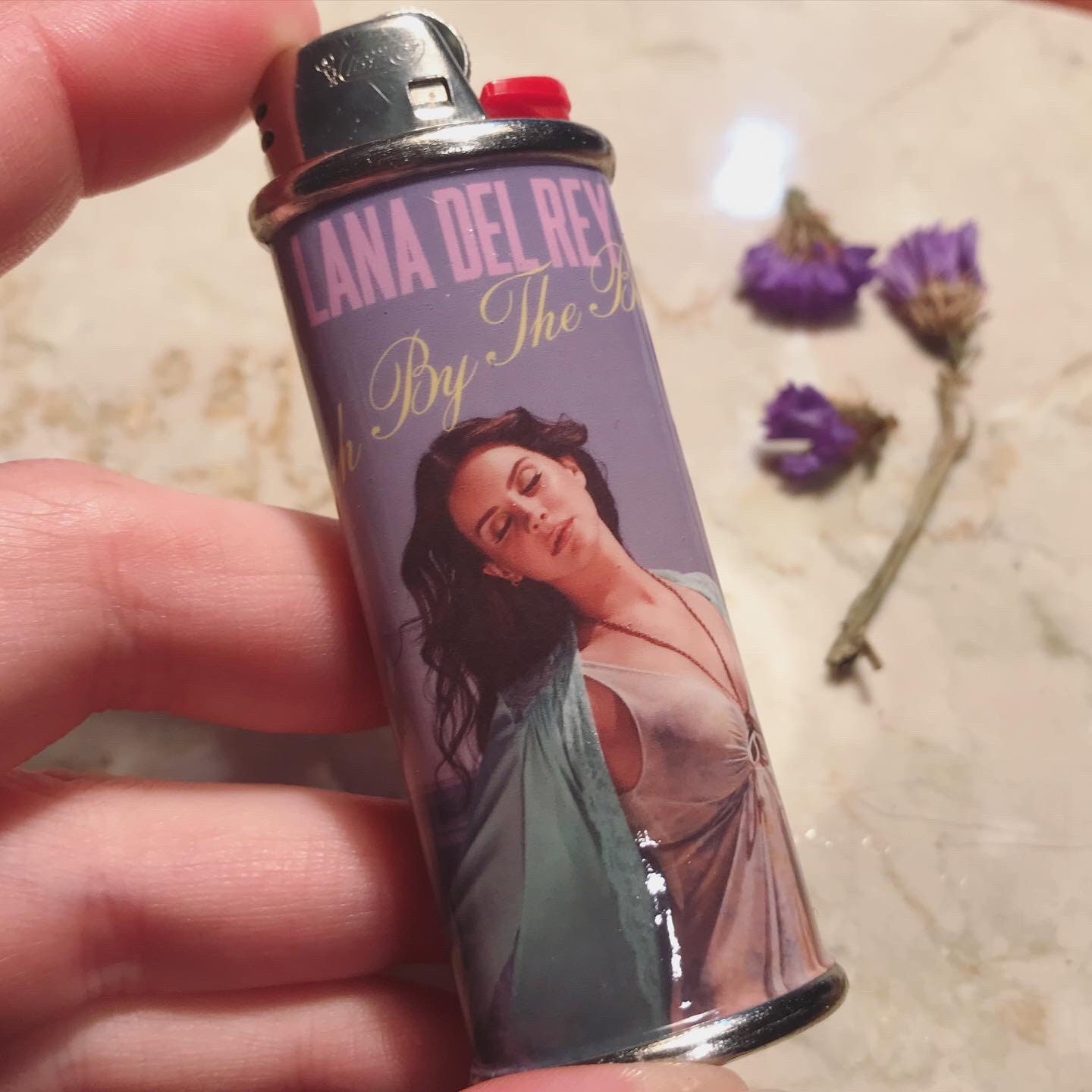 Lana del rey lighter online