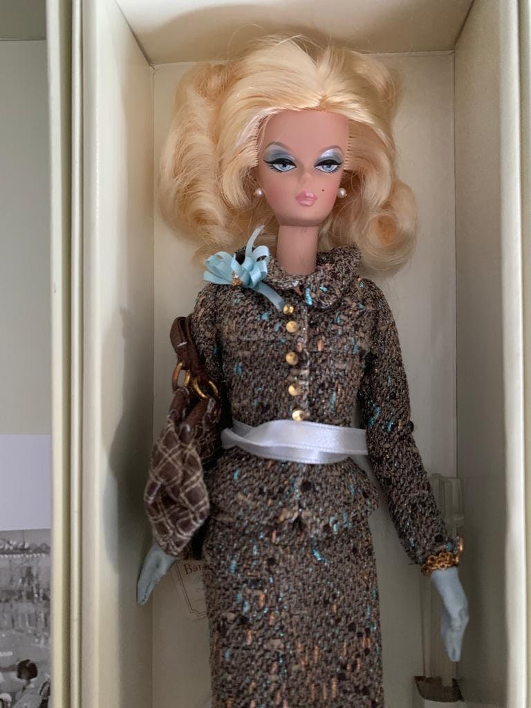 Barbie Vintage Tweed Indeed 2006 Silkstone Doll – Gold Label