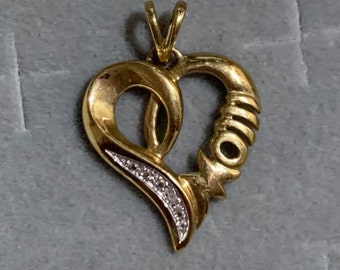 Diamond Accent 10K Gold Mom Heart Pendant - Diamond Mom Mother Heart Pendant