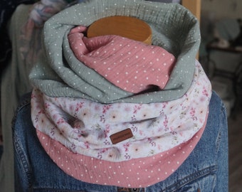 Loop scarf flowers pink/pink/green/salmon on white loop dots green white & pink white