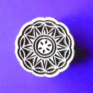 Flower Pottery Wood Block Stamp Indian Round Textile Print Block (A31)