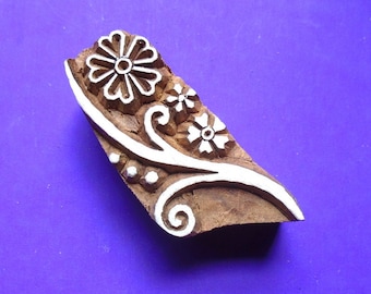 Drewniany stempel z ręcznie rzeźbionym kwiatem winorośli do ceramiki, tkaniny, papieru tekstylnego
