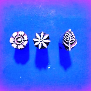 Set van drie kleine bloemen aardewerk houtstempels handgesneden stof textiel aardewerk Indiase print blok SET3