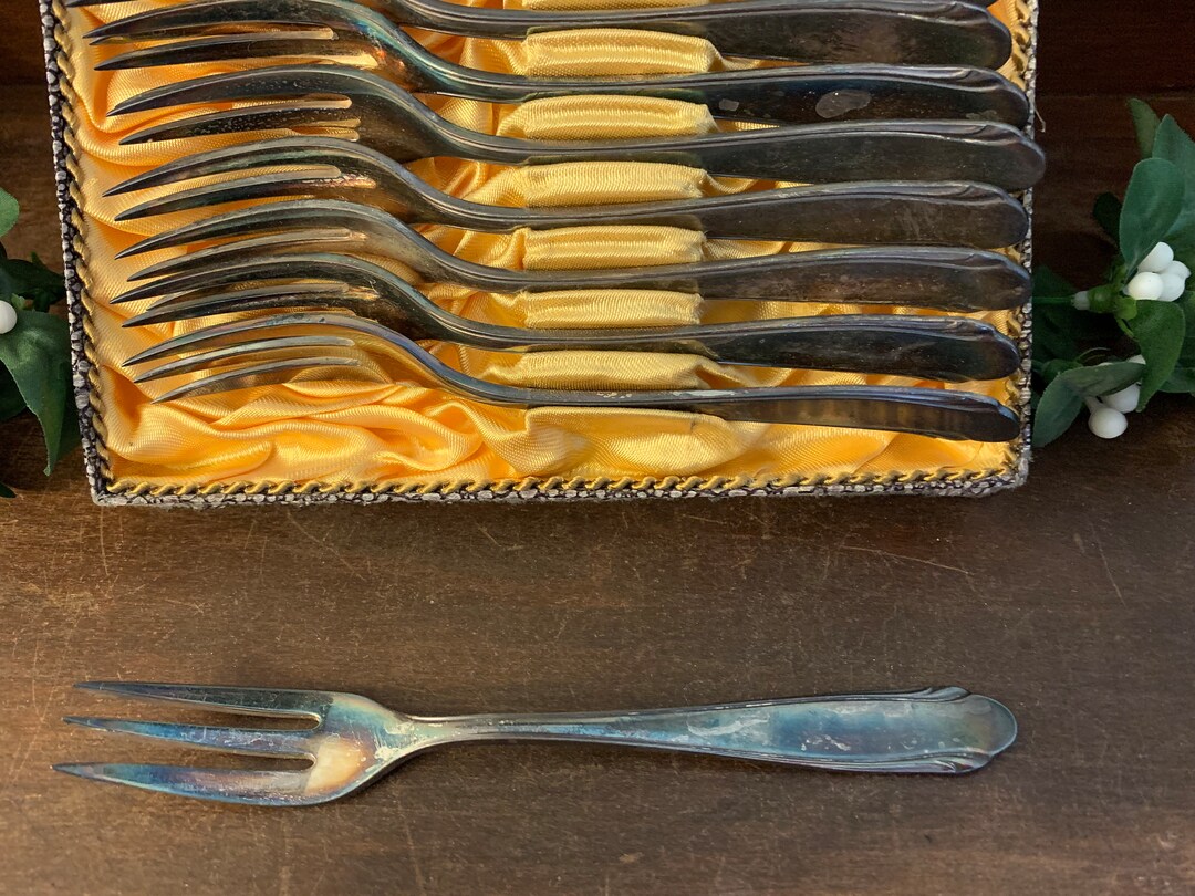 Vintage Set of 9 Silver Plated WMF Pastry/dessert Forks in Satin-lined ...