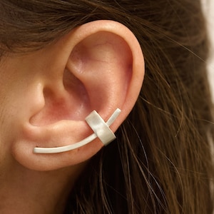 Large ear climbers deals
