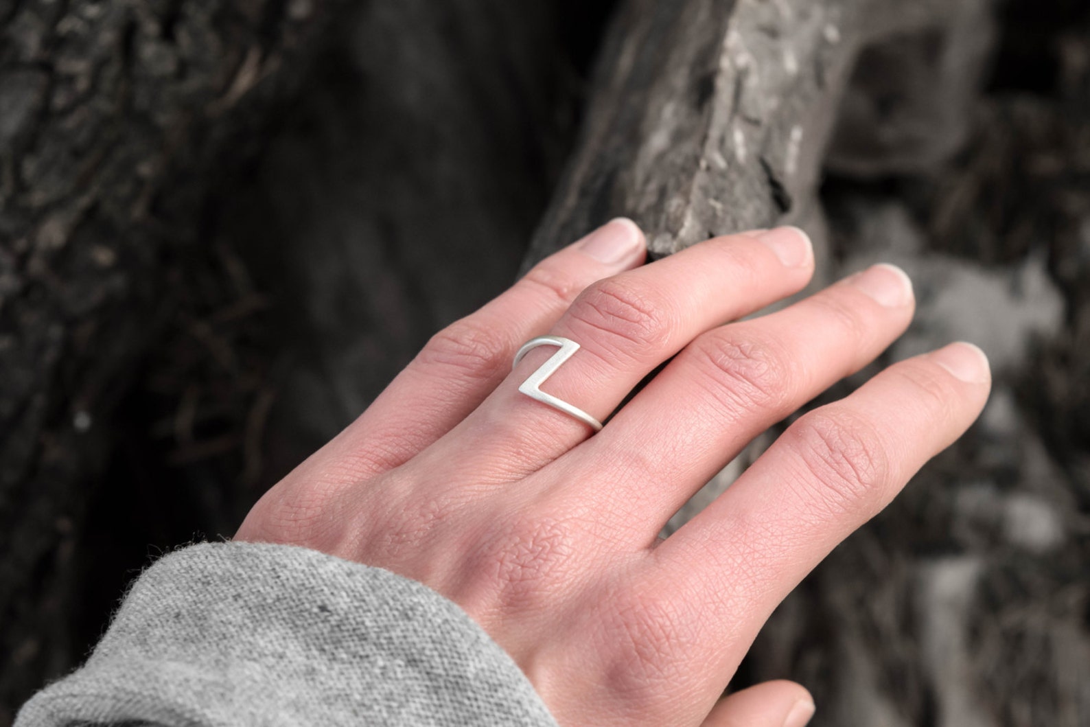 Zigzag Ring/ Z Ring/ Sterling Silver Z Ring/ Minimalist Zigzag Etsy