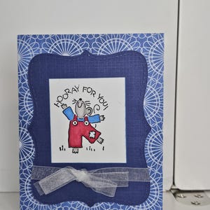 Tarjeta "Hurra por ti, ratón" - Ideal para cumpleaños, graduaciones y felicitaciones - Interior en blanco para cualquier ocasión