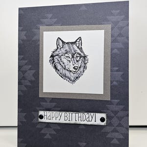 Cartão de feliz aniversário lobo