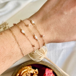 Pink + White Freshwater Pearl Bracelet, 14k Gold Filled Dainty Bridal Bracelet, Bridal Jewelry