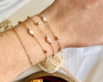 Pink + White Freshwater Pearl Bracelet, 14k Gold Filled Dainty Bridal Bracelet, Bridal Jewelry