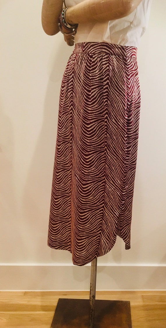 80s Jeannene Booher Silk Animal Print Skirt / DIS… - image 2