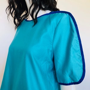 80s Jeanne Marc Rare Cotton Bright Blue Rounded Hem Pipping Dramatic Sleeves Back Button Tunic Top