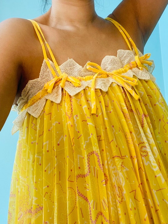 70s Zandra RHODES Yellow Pleated Lace Trimmed Ten… - image 3