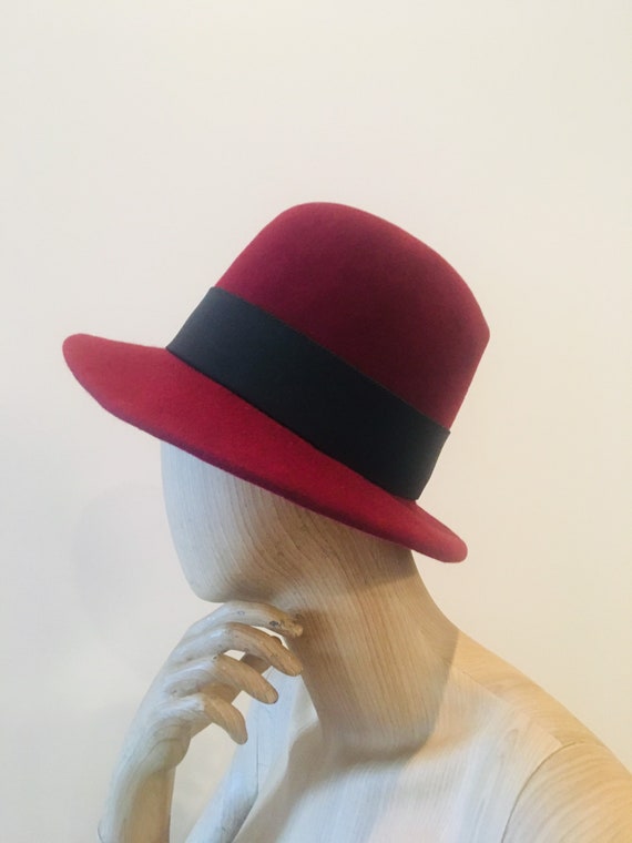 Vintage Burgundy Wool Homburg Hat: Pink Bow, Exotica … - Gem display picture 3