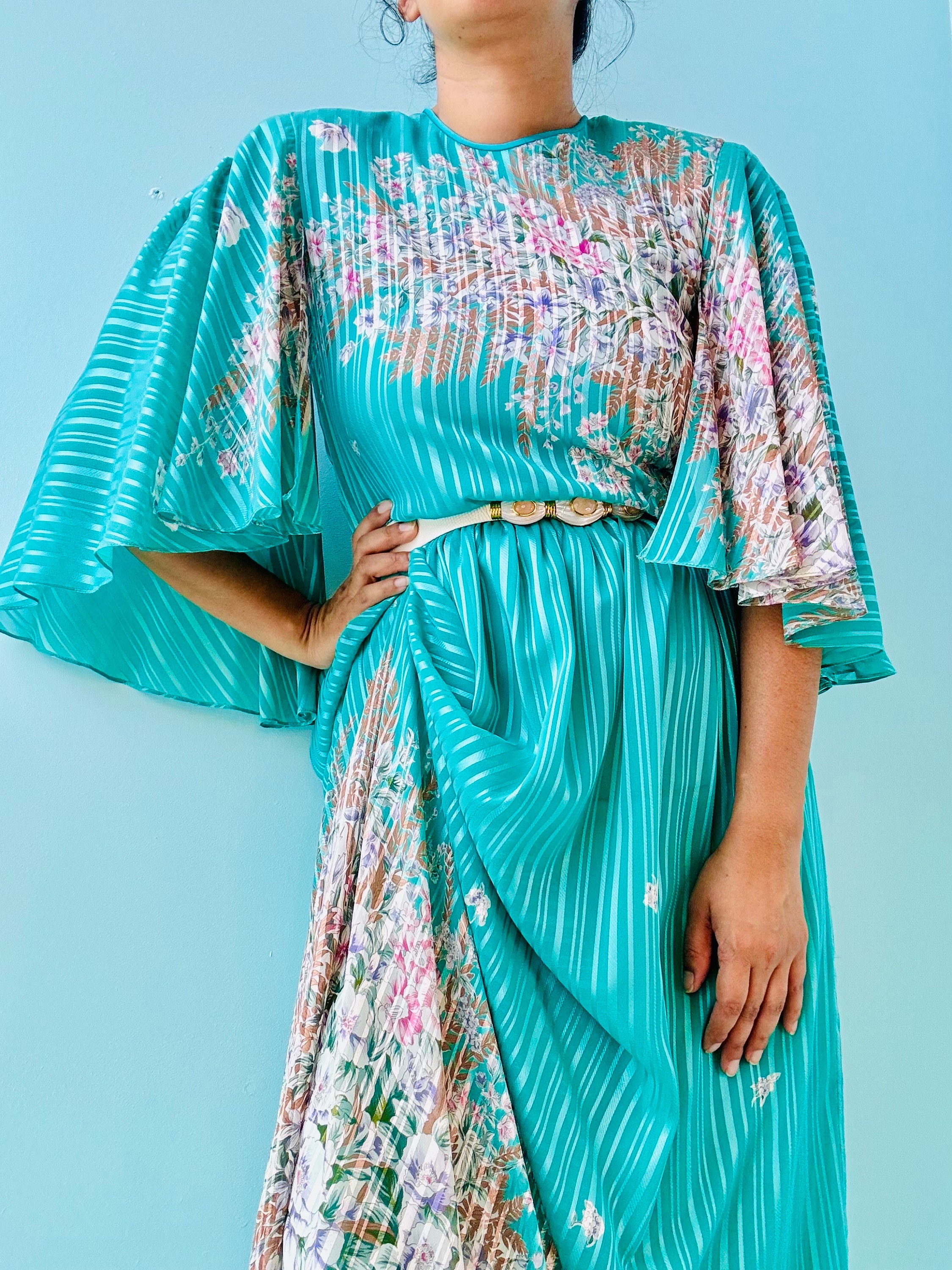 Vivid hanae mori - Etsy 日本