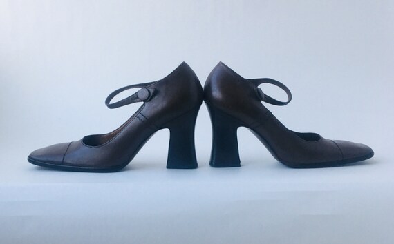 mary jane 1920s shoes