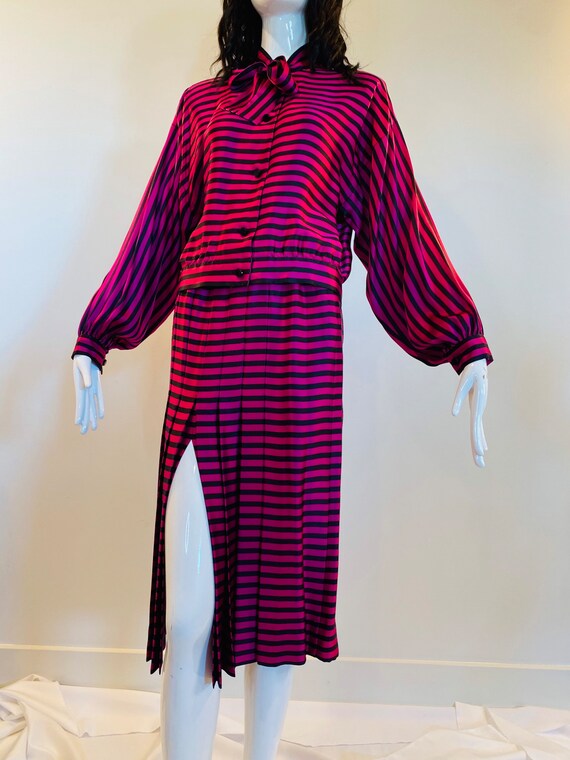 80s Magenta and Black Stripes Silk Pleated High S… - image 2