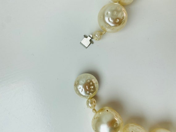 50s MCM Oversized Pearl Long Artificial Pearl Han… - image 7