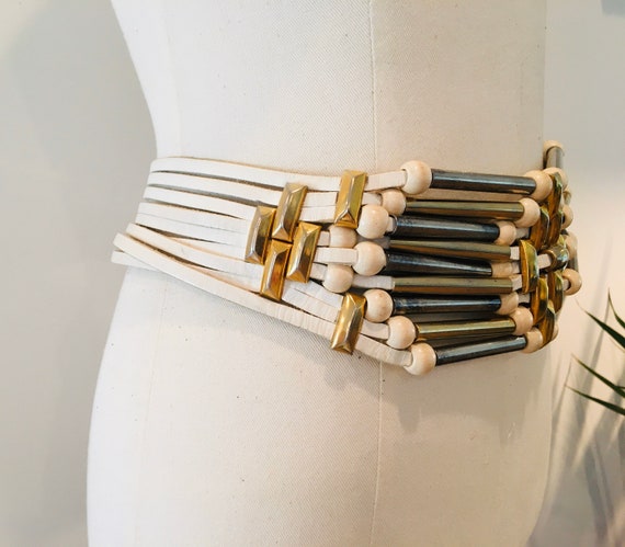 Vintage White Leather Hip Belt: Metal & Wood Bead Detail - Etsy display picture 3