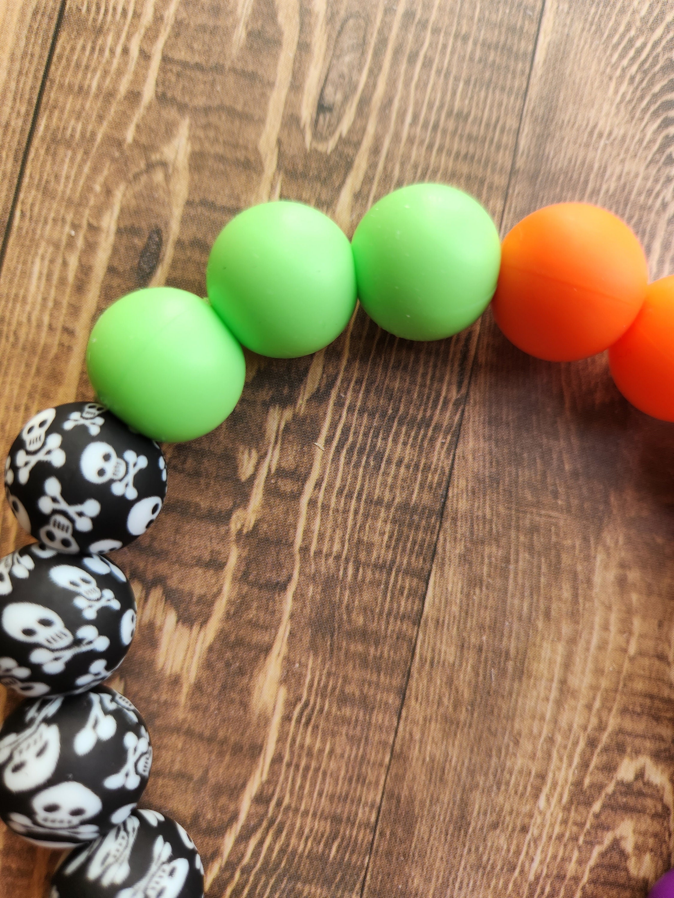 Dajingkj Halloween Silicone Bracelet Keychain - Skull Design, Beech Bead, Punk Style Wristlet For Women & Girls - View #5