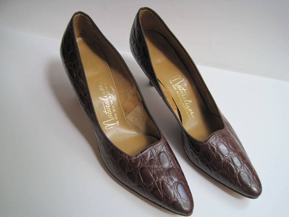 Brown crocodile sales pumps