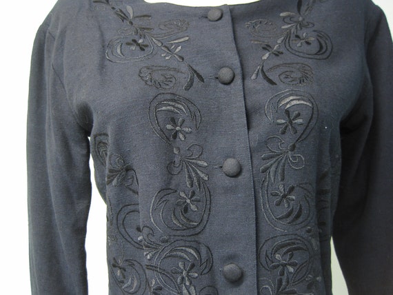 Vintage 80s Black Cropped Top / VTG Embroidered B… - image 3