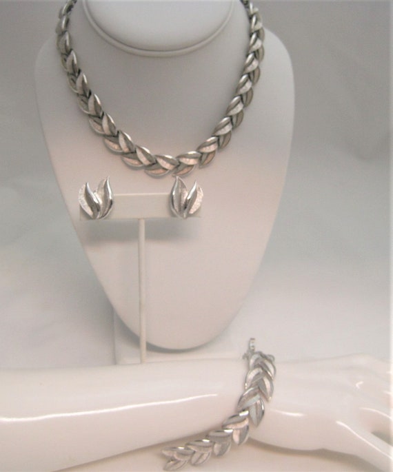 Crown Trifari Silver Leaf Jewelry Set / Choker Br… - image 5