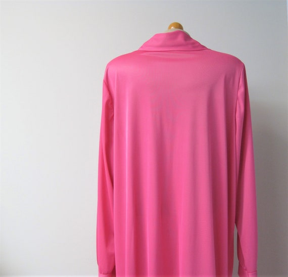 Vintage Hot Pink Nylon Robe / VTG Fuschia Slip Ov… - image 3